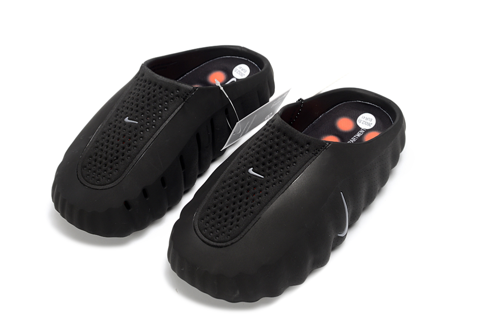 Nike Mind 001 Massage Slides – Unisex Comfort Recovery Sandals  - Black
